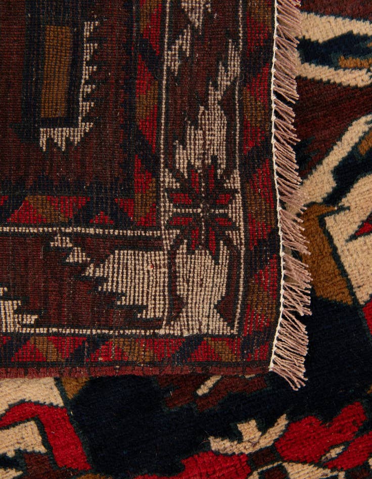 Detail image of  3' 8 x 6' 4  Hand Knotted Heriz Wool Rug