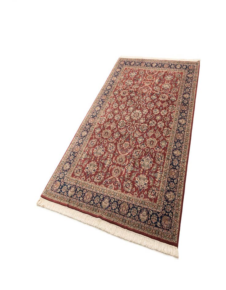 Detail image of  6' 5 x 9' 8  Hand Knotted Isfahan Oriental Wool Rug