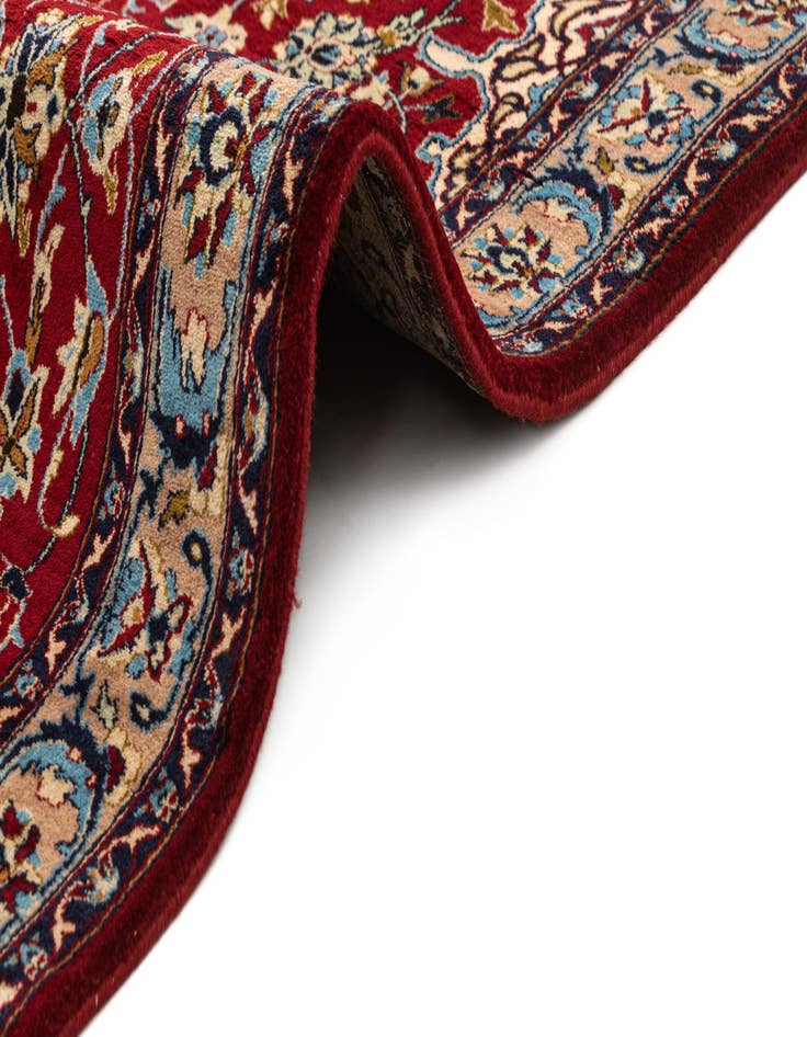 Detail image of  4' x 5' 8  Hand Knotted Isfahan Oriental Wool Rug