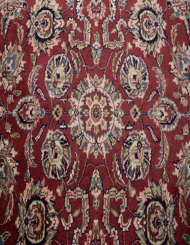 Detail image of  6' 7 x 9' 10  Hand Knotted Isfahan Oriental Wool Rug