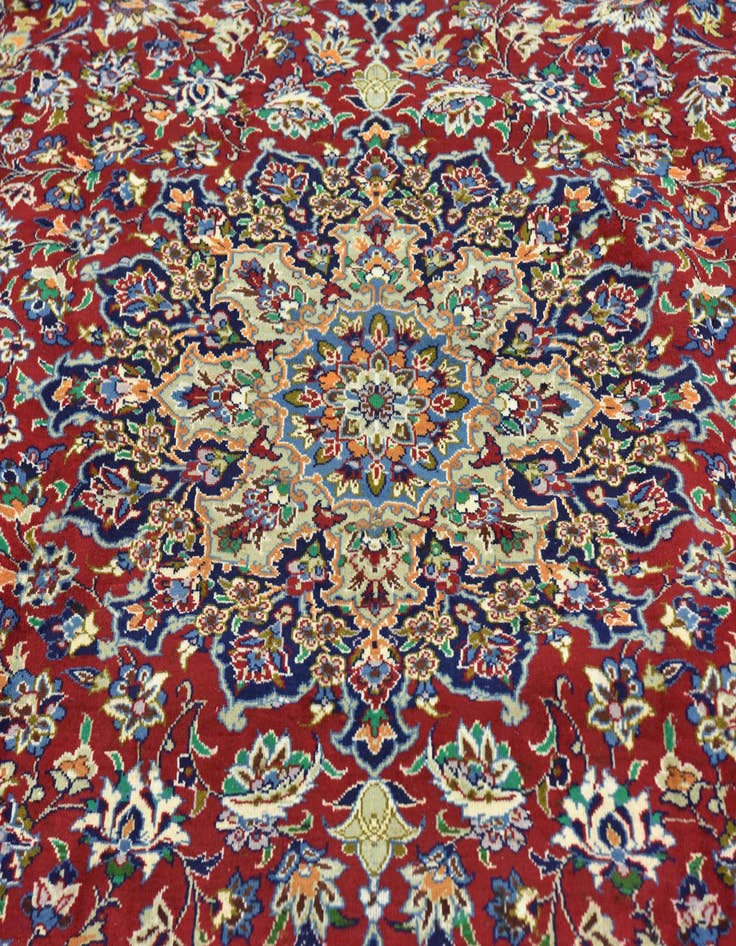 Detail image of  9' 6 x 12' 8  Hand Knotted Isfahan Persian Wool Rug