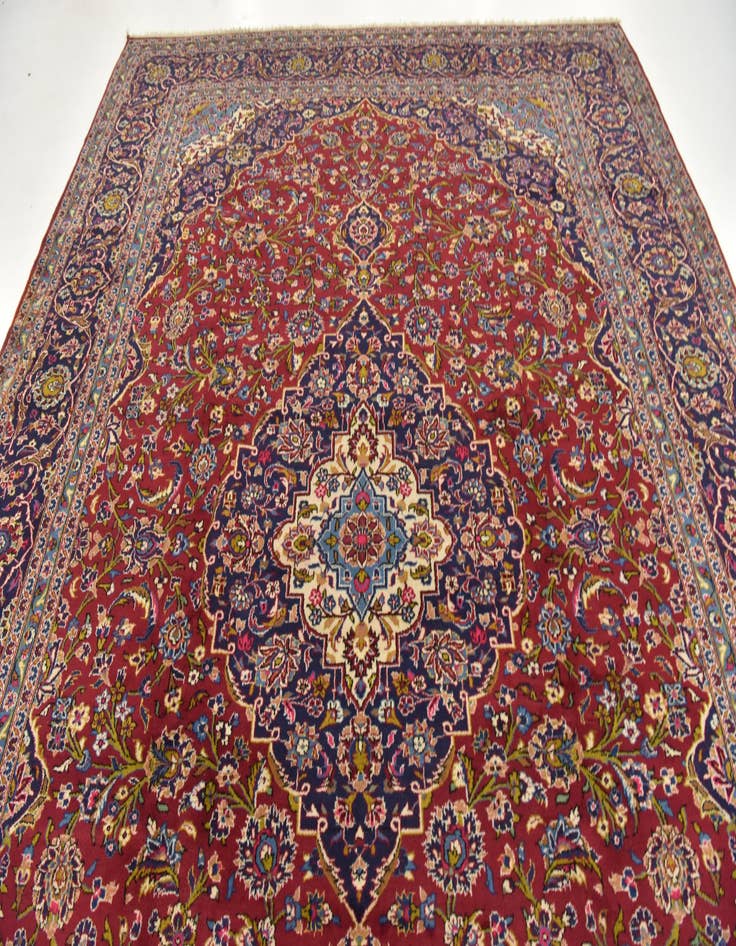 Detail image of  9' 9 x 13' 2  Hand Knotted Kashan Persian Wool Rug
