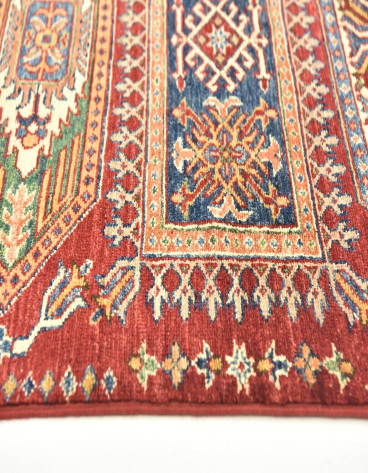 Detail image of  2' 10 x 4'  Hand Knotted Kazak Oriental Rug
