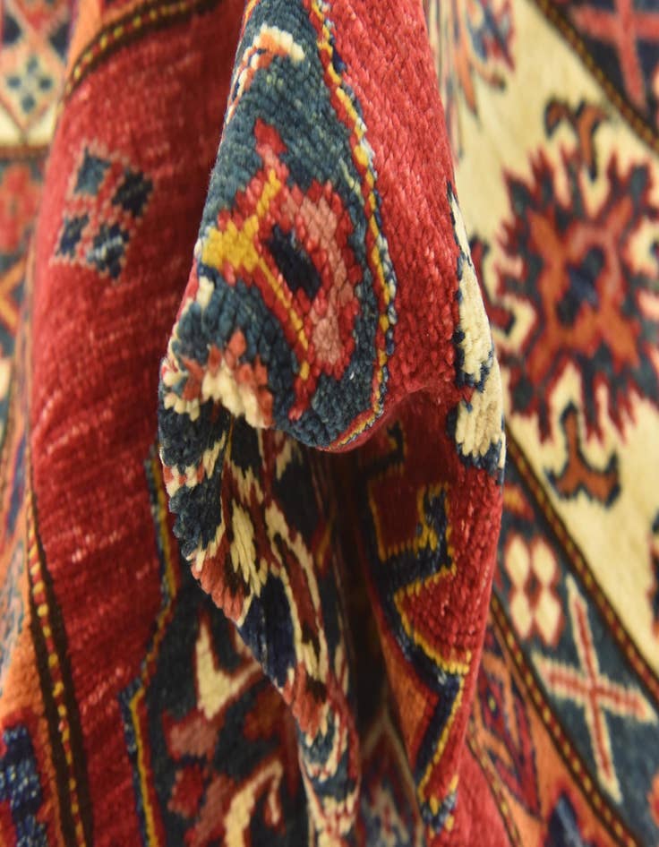 Detail image of  6' 1 x 8' 7  Hand Knotted Kazak Oriental Rug