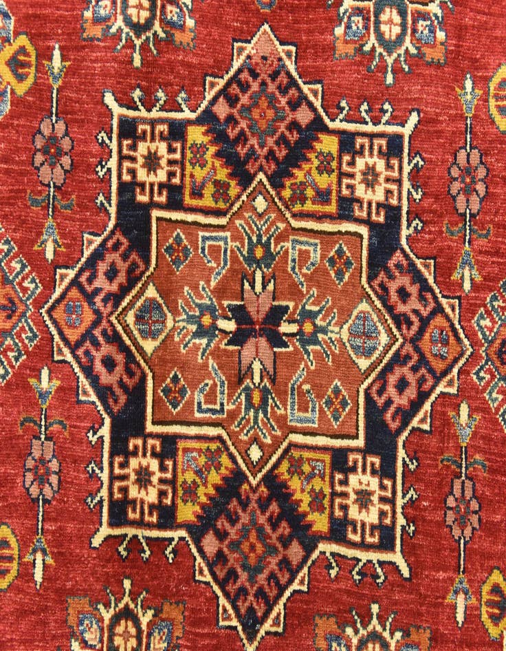Detail image of  6' 1 x 8' 7  Hand Knotted Kazak Oriental Rug