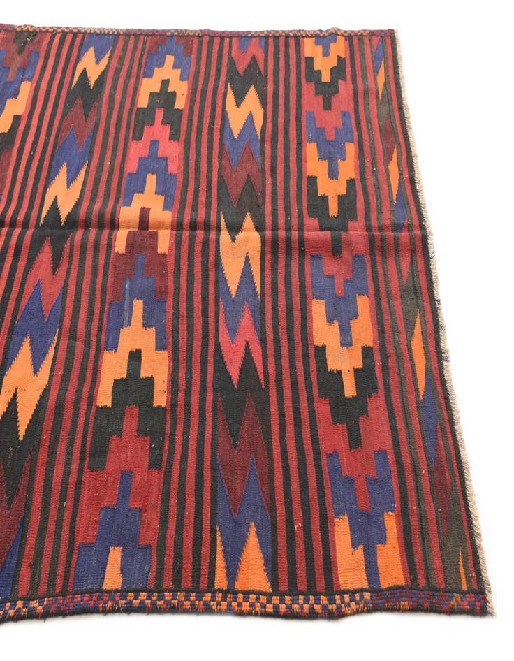Detail image of  5' 5 x 9' 9  Hand Woven Kilim Fars Wool Rug