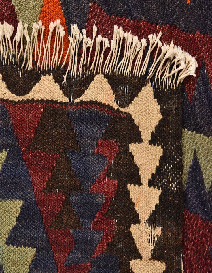 Detail image of  4' 3 x 7' 8  Hand Woven Kilim Fars Wool Rug