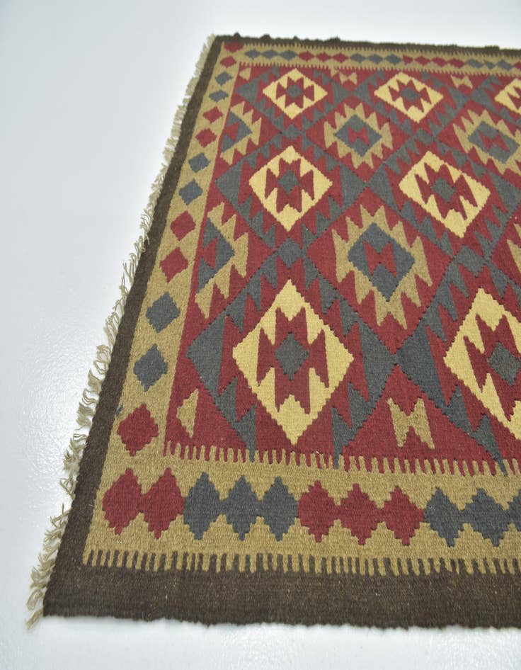 Detail image of  4' 10 x 8' 4  Hand Woven Kilim Maymana Wool Rug