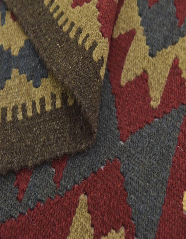 Detail image of  4' 10 x 8' 4  Hand Woven Kilim Maymana Wool Rug