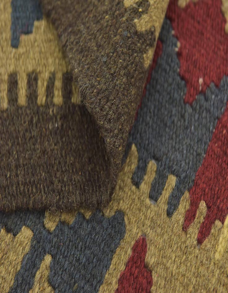 Detail image of  4' 10 x 8' 4  Hand Woven Kilim Maymana Wool Rug