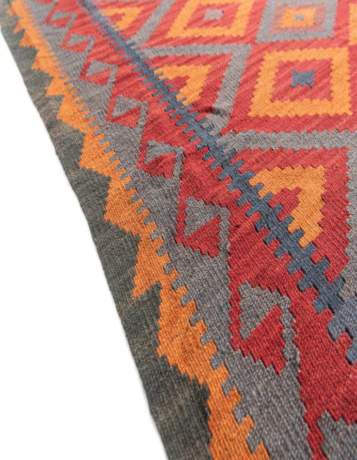 Detail image of  4' 10 x 7' 7  Hand Woven Kilim Maymana Wool Rug