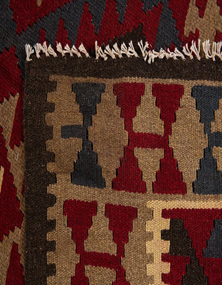 Detail image of  5' 2 x 8'  Hand Woven Kilim Maymana Wool Rug