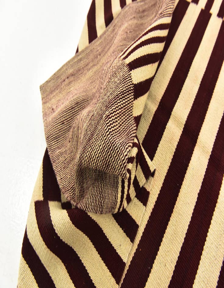 Detail image of  4' 3 x 5' 10  Hand Woven Kilim Modern Wool Rug