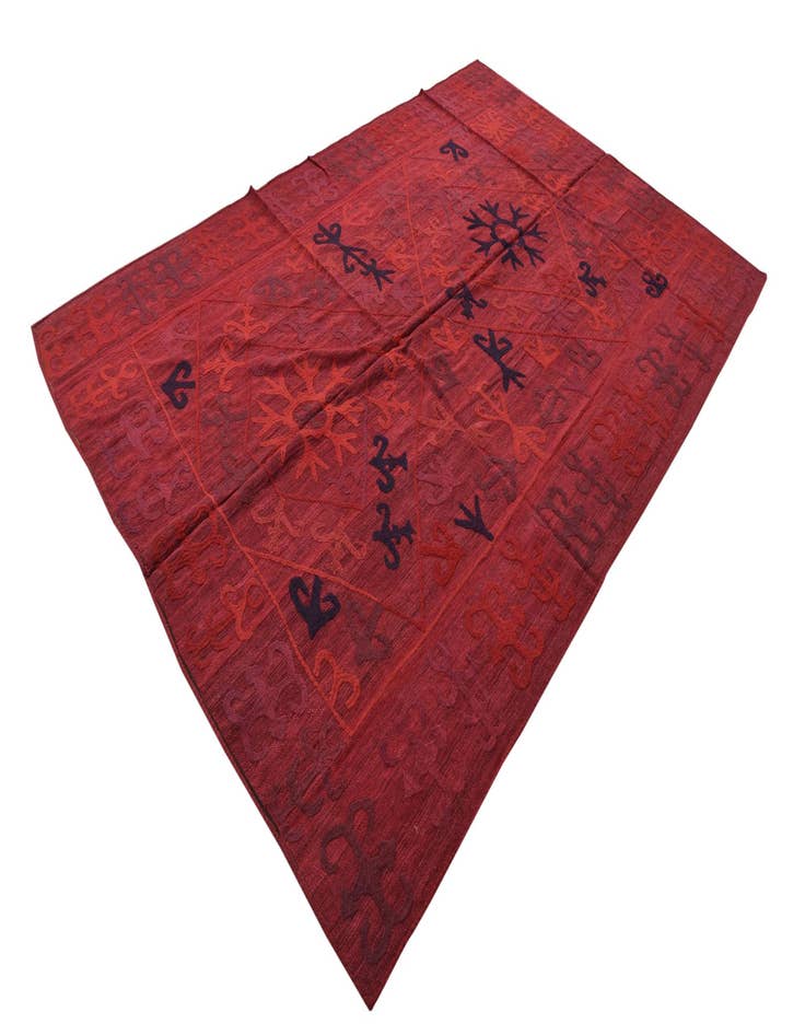 Detail image of  6' 2 x 9' 2  Hand Woven Kilim Suzani Wool Rug