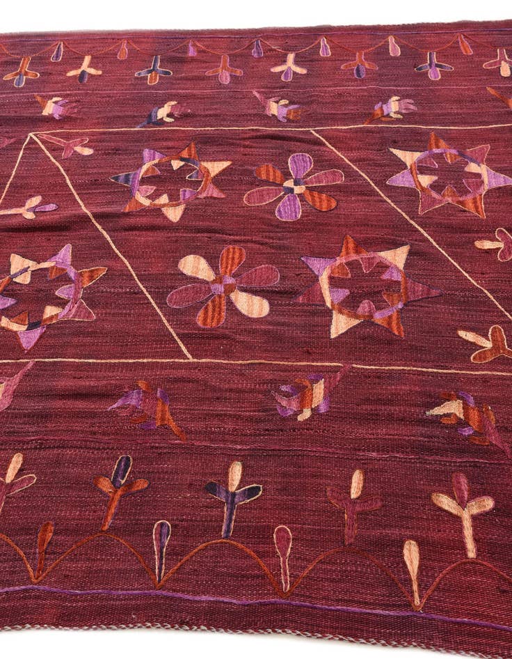 Detail image of  5' 10 x 7'  Hand Woven Kilim Suzani Wool Rug