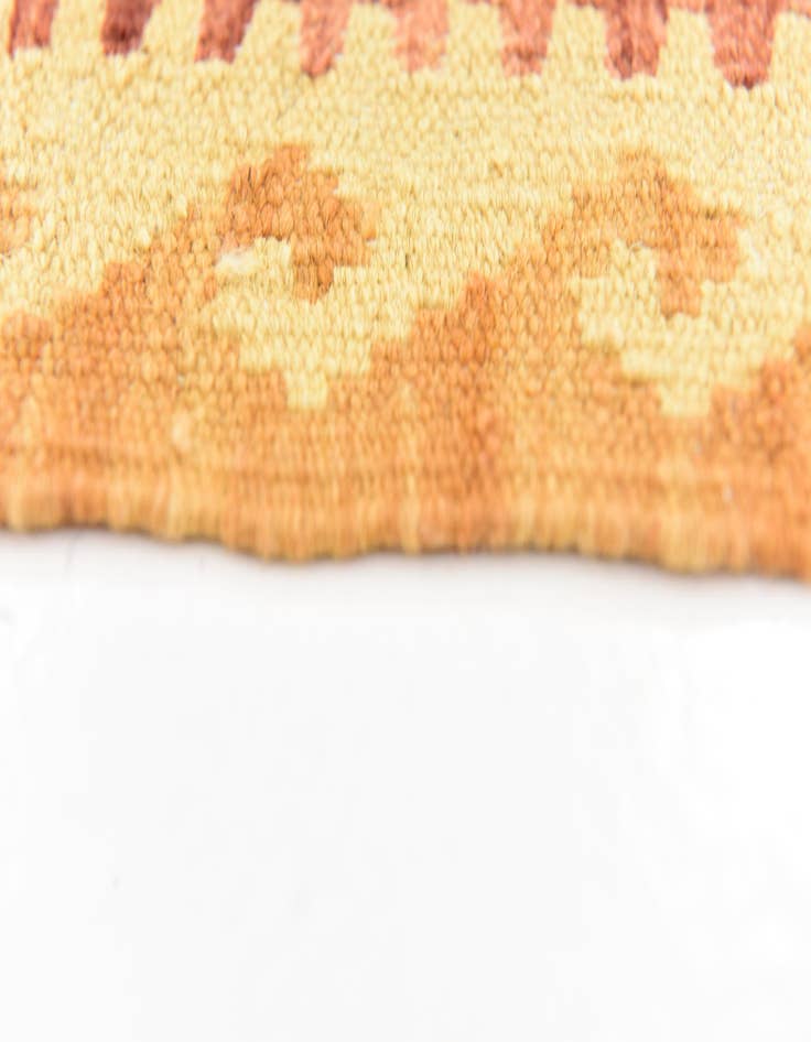 Detail image of  4' 9 x 6' 9  Hand Woven Kilim Waziri Wool Rug