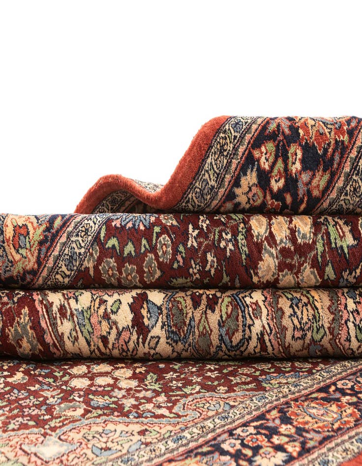 Detail image of  4' 6 x 7' 2  Hand Knotted Lahour Oriental Wool Rug