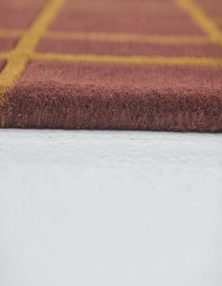 Detail image of  5' x 8' Luna Wool Rug