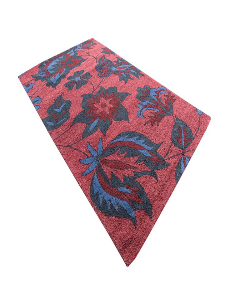 Detail image of  5' 1 x 8' Luna Rug