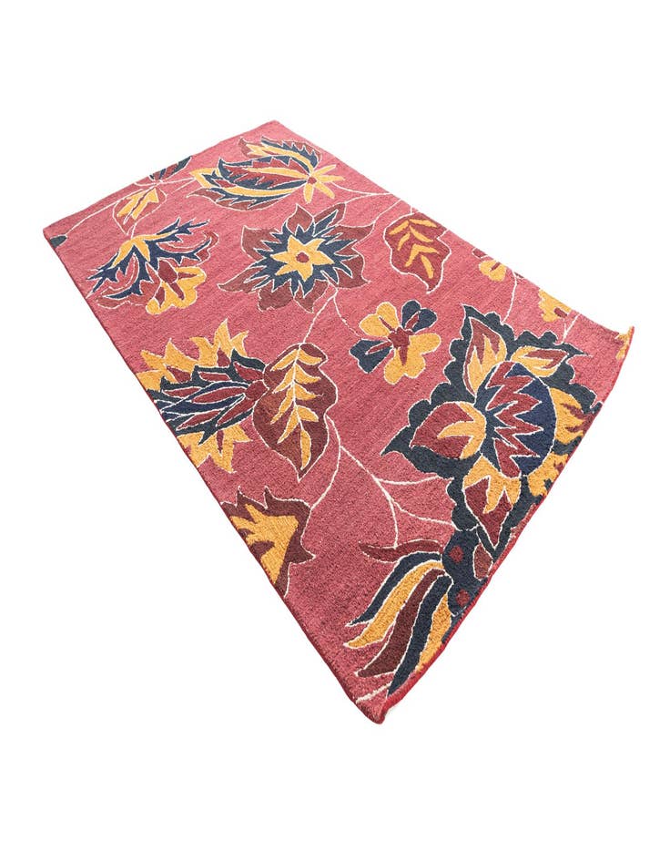 Detail image of  5' 2 x 8' Luna Rug