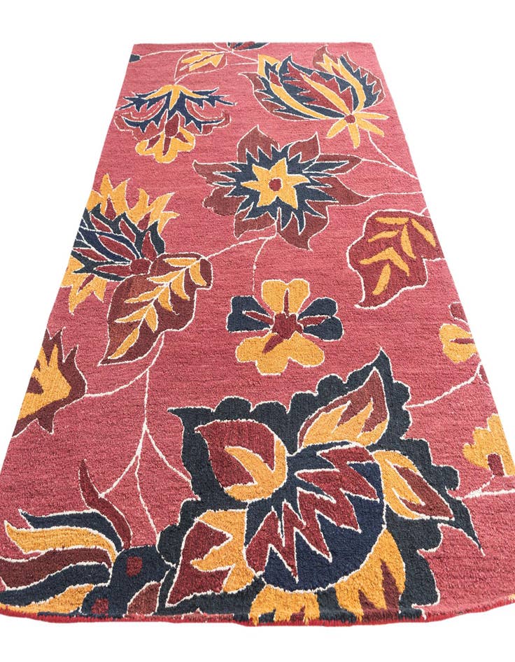 Detail image of  5' 2 x 8' Luna Rug