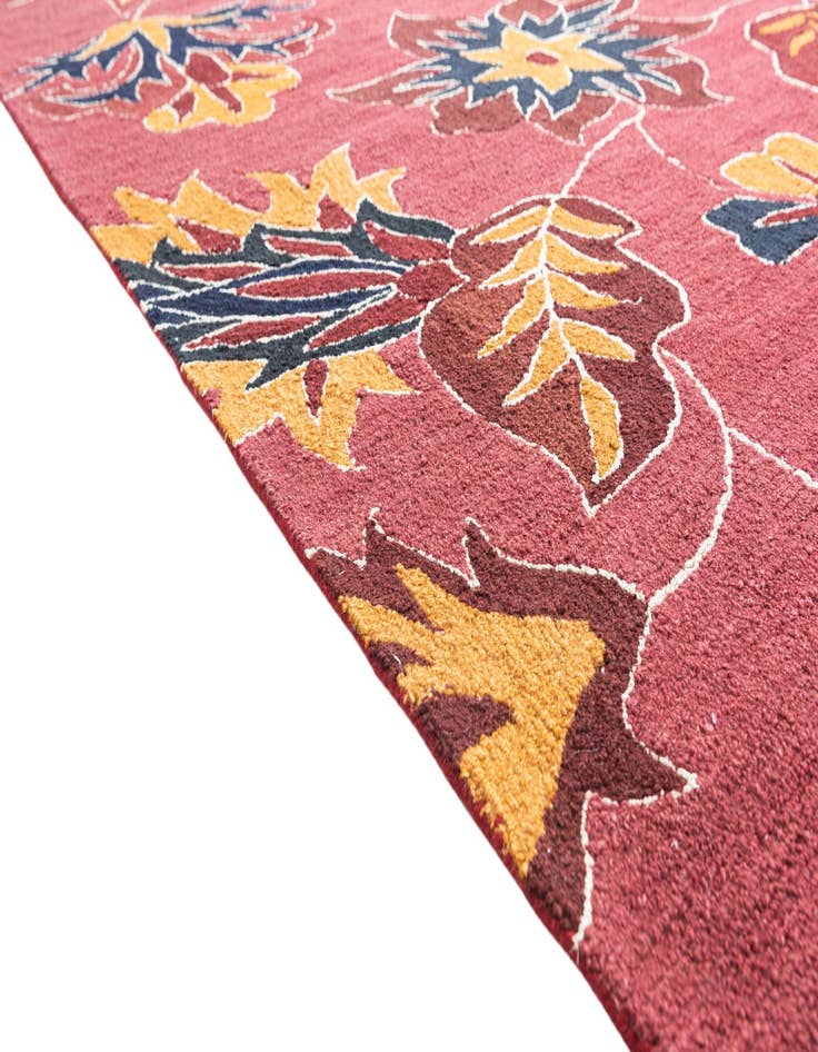 Detail image of  5' 2 x 8' Luna Rug