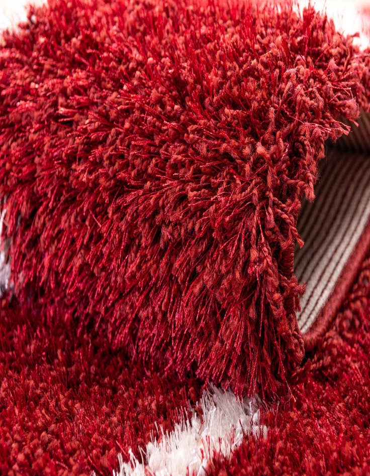 Detail image of 5' x 8' Luxury Trellis Shag Rug