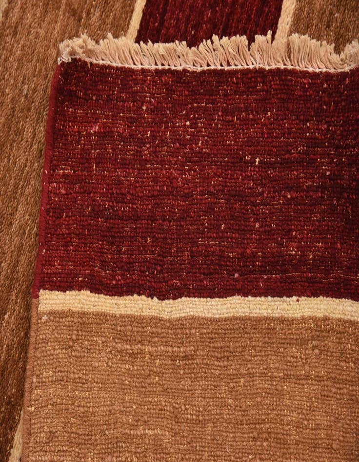 Detail image of  5' 8 x 7' 9  Hand Knotted Modern Ziegler Oriental Rug