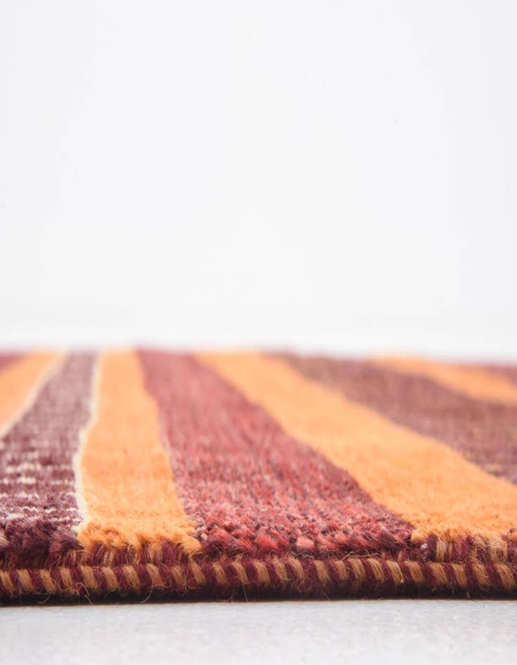 Detail image of  4' x 5' 10  Hand Knotted Modern Ziegler Rug