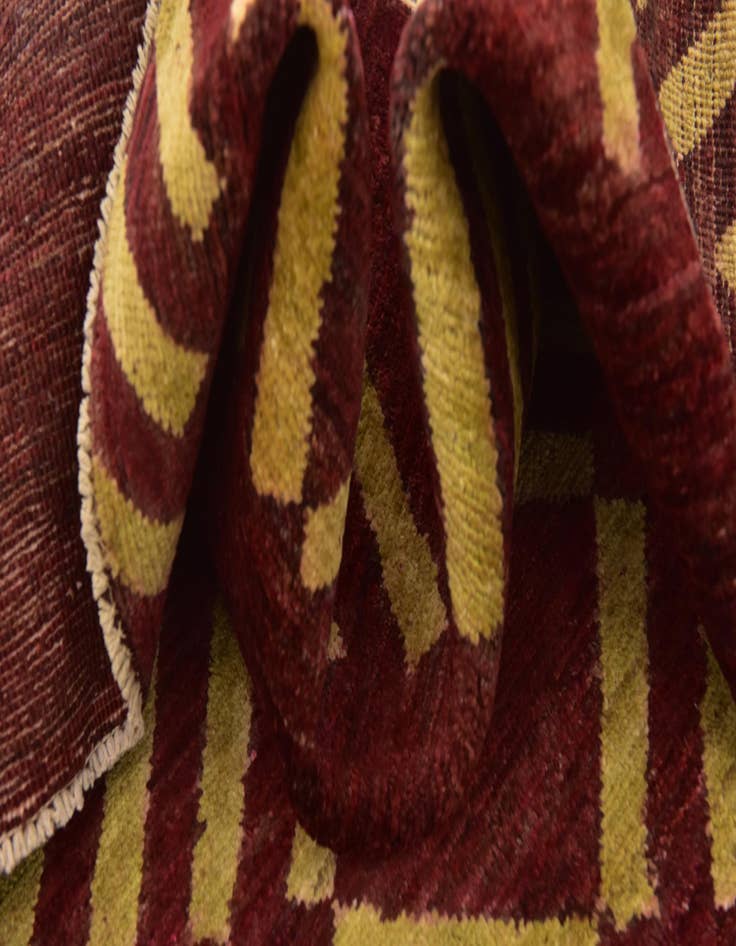 Detail image of  5' x 6' 5  Hand Knotted Modern Ziegler Rug