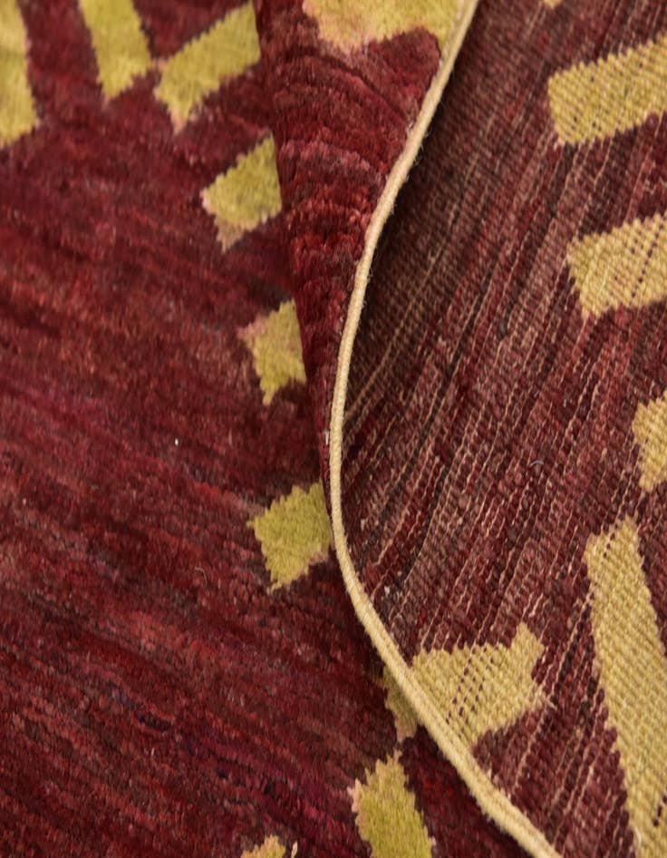 Detail image of  5' x 6' 5  Hand Knotted Modern Ziegler Rug