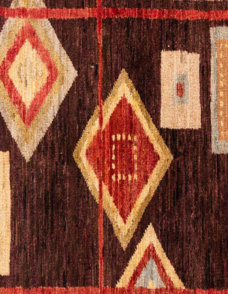 Detail image of  5' 1 x 7' 3  Hand Knotted Modern Ziegler Wool Rug