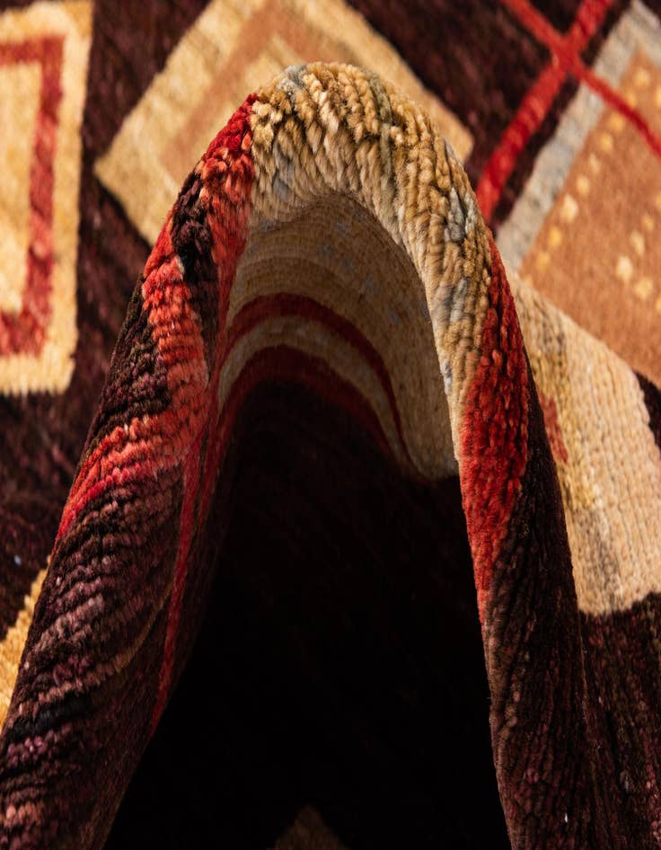 Detail image of  5' 1 x 7' 3  Hand Knotted Modern Ziegler Wool Rug