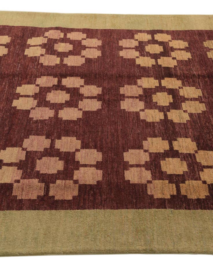 Detail image of  5' 5 x 7' 10  Hand Knotted Modern Ziegler Rug