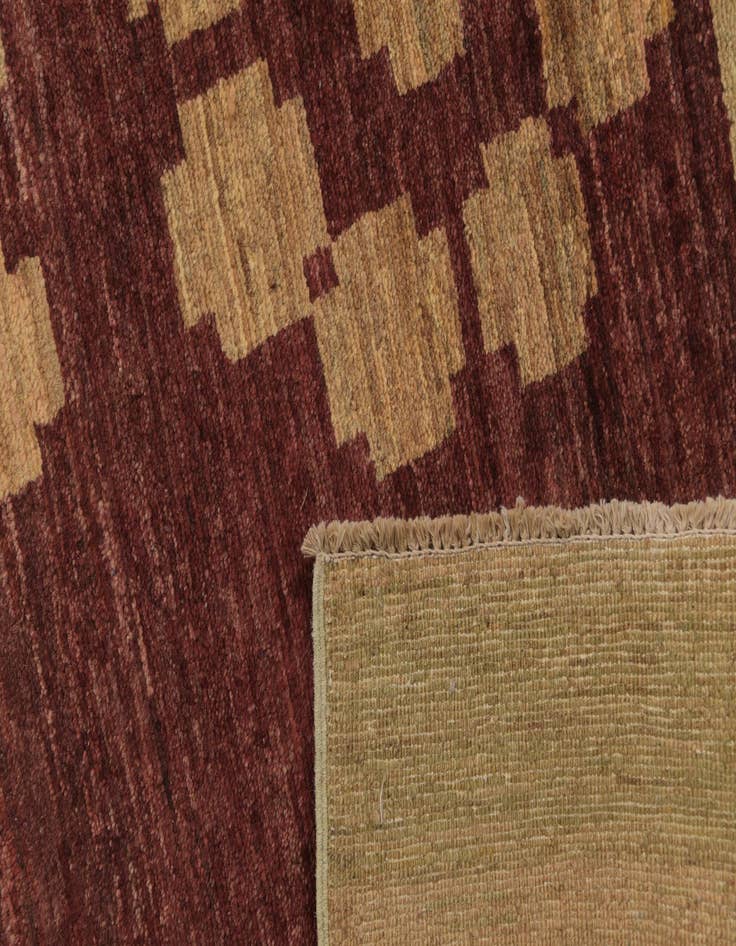 Detail image of  5' 5 x 7' 10  Hand Knotted Modern Ziegler Rug