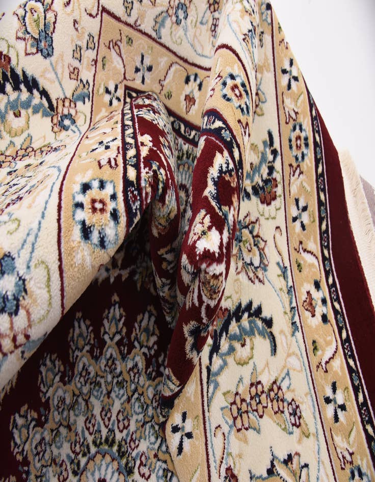 Detail image of  8' x 10' Nain Design Rug