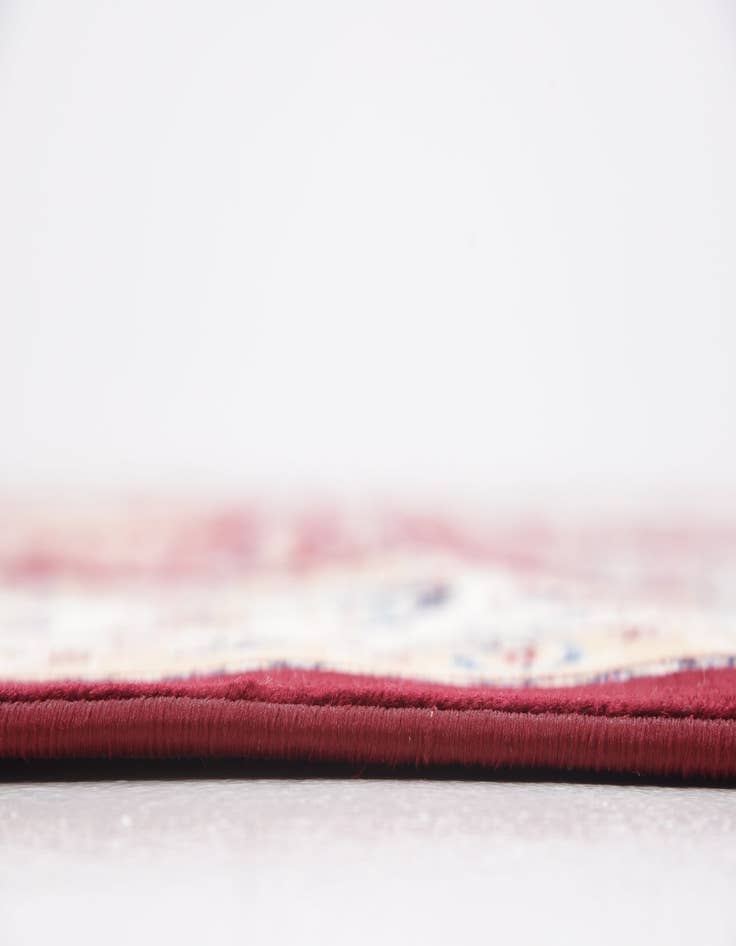 Detail image of  8' x 10' Nain Design Rug