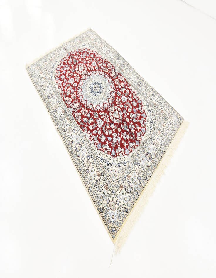 Detail image of 5' 1 x 8' Hand Knotted Nain Persian Rug