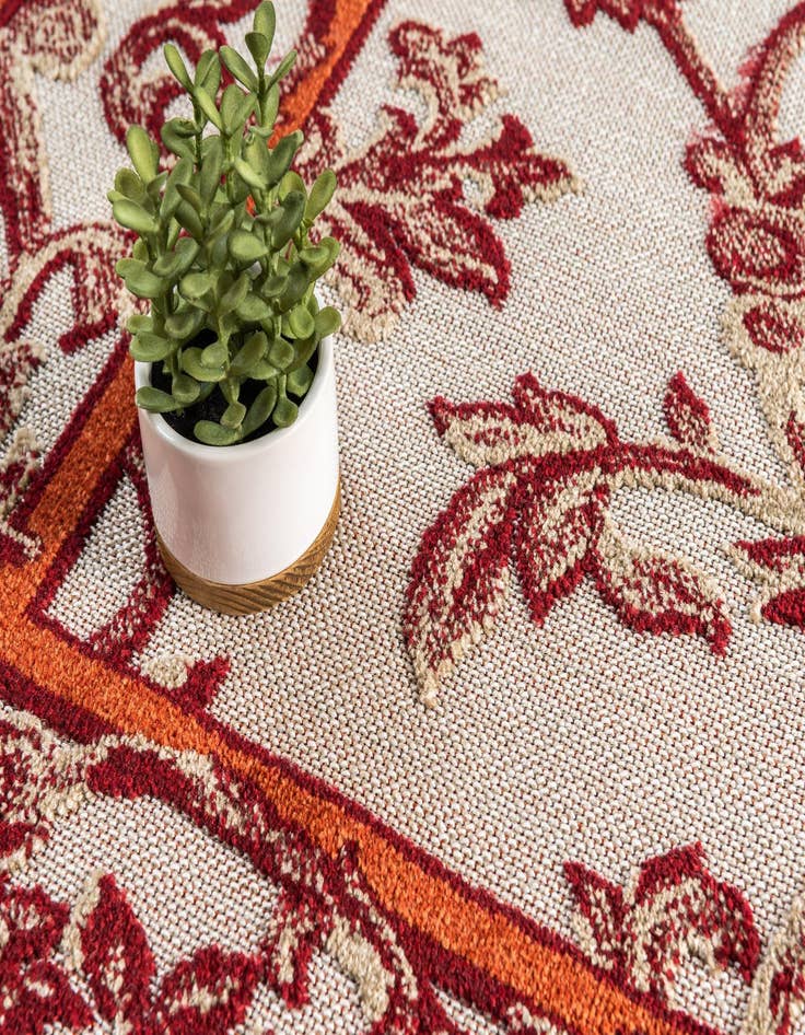 Detail image of  8' x 10'  Washable Botanical Indoor / Outdoor Rug