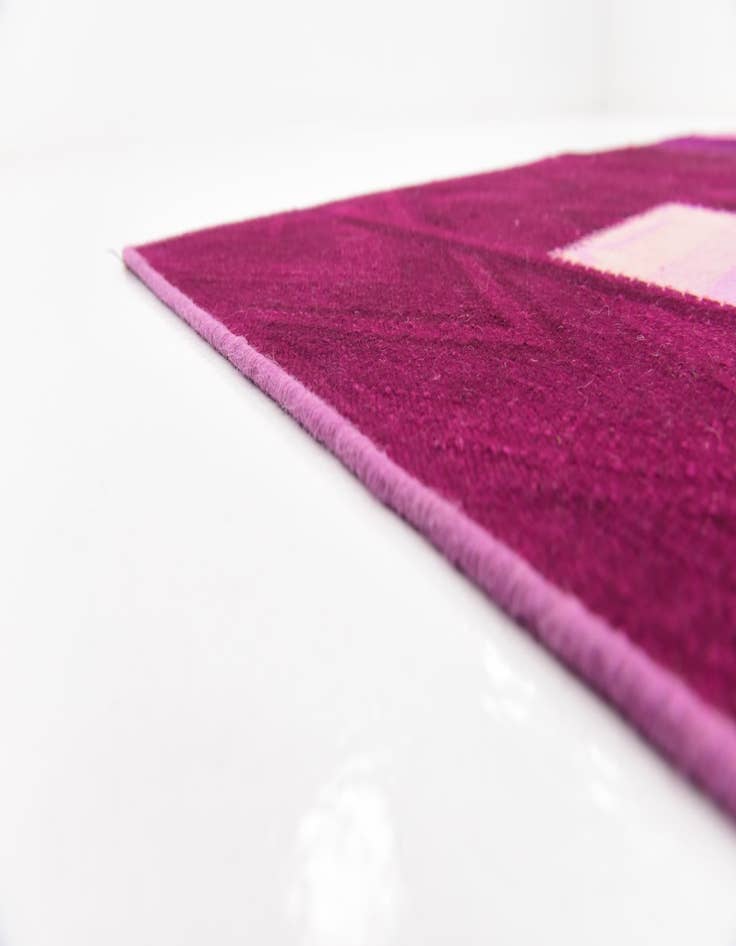 Detail image of  7' 3 x 10'  Hand Woven Patchwork Wool Rug