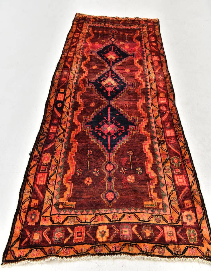 Detail image of 4' 3 x 7' Hand Knotted Shiraz Persian Wool Rug