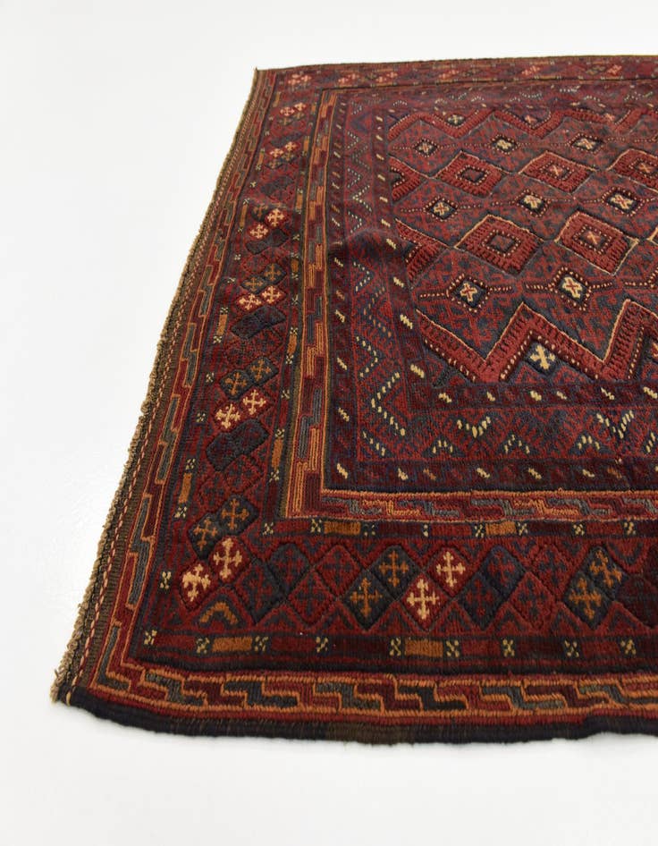 Detail image of  4' 10 x 6' 6  Hand Knotted Sumak Wool Rug