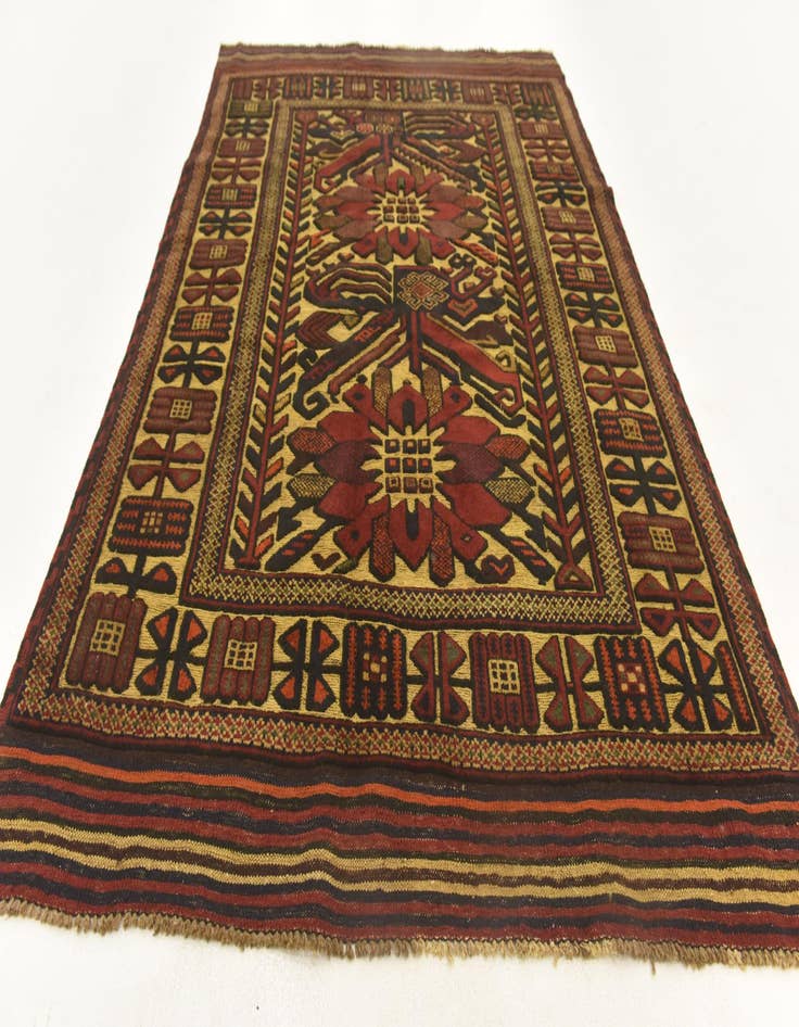 Detail image of  4' 2 x 6' 4  Hand Knotted Sumak Wool Rug