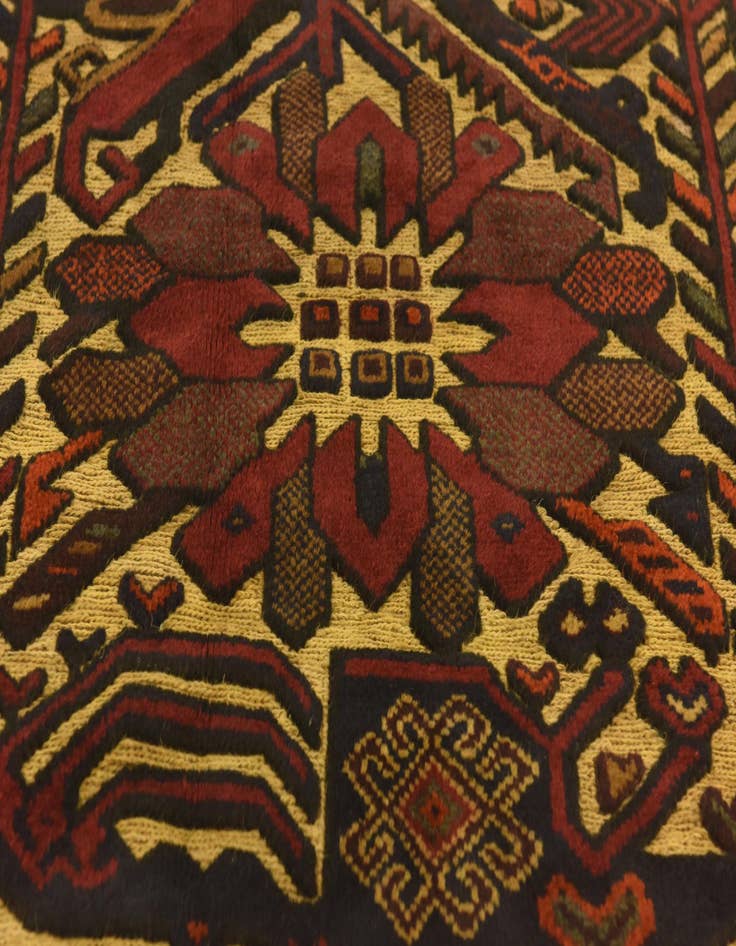Detail image of  4' 2 x 6' 4  Hand Knotted Sumak Wool Rug