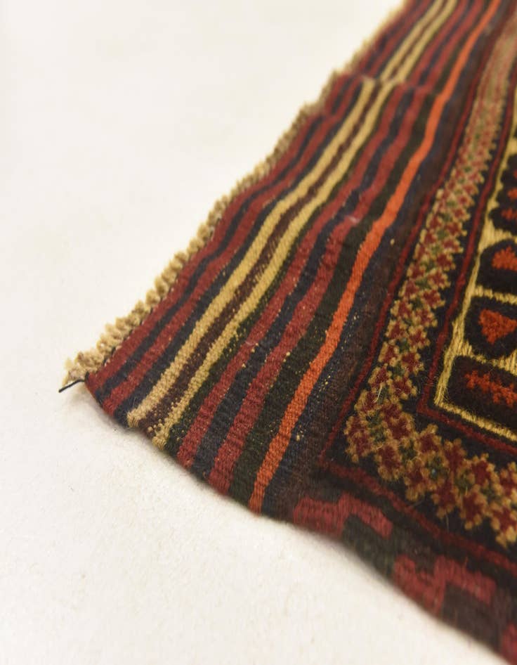 Detail image of  4' 2 x 6' 4  Hand Knotted Sumak Wool Rug