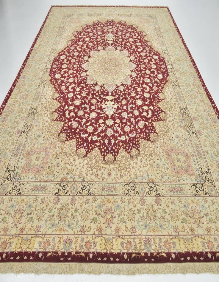 Detail image of  9' 9 x 13' 6  Hand Knotted Tabriz Persian Rug