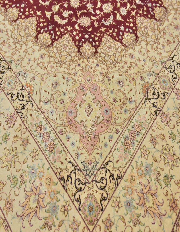 Detail image of  9' 9 x 13' 6  Hand Knotted Tabriz Persian Rug