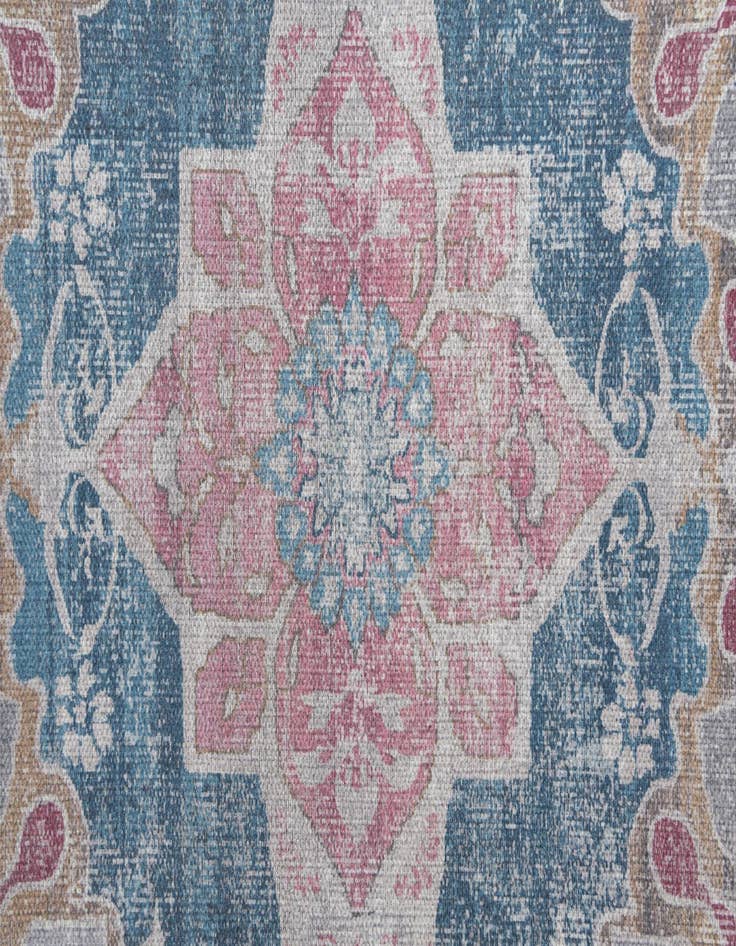Detail image of  5' x 7' 5 Timeless Rug