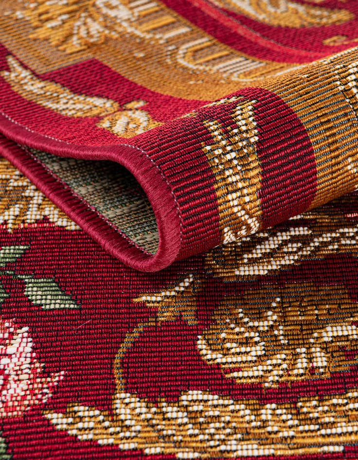 Detail image of  4' x 4'  Washable Traditional Indoor / Outdoor Round Rug