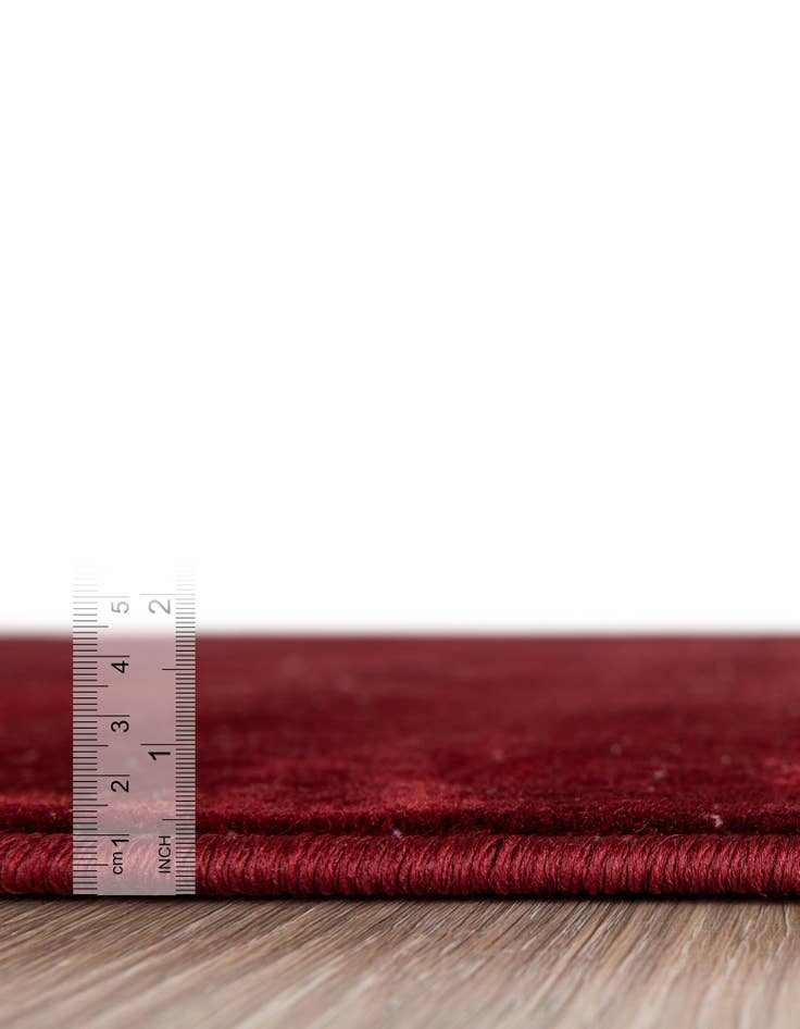 Detail image of  2' x 6' Aakaar Runner Rug